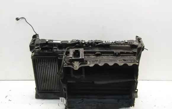 Peugeot 2008 II Radiator support slam panel 9825371480