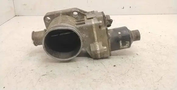BMW 7 E32 Throttle valve 1730908 0132010453