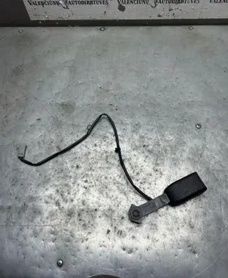 Mazda 3 I Front seatbelt buckle 6064100A