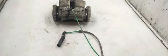 BMW 3 E46 Front brake caliper