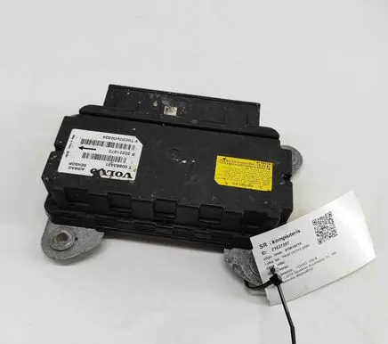 Volvo S90, V90 Airbag control unit/module 32221372