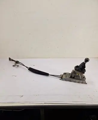 Volkswagen Eos Gear shifter/selector 1K0711061A