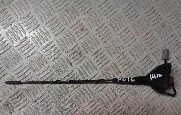 Nissan Note (E12) Radio antenna 