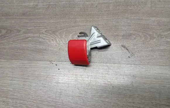 Volvo V50 Engine bonnet (hood) release handle