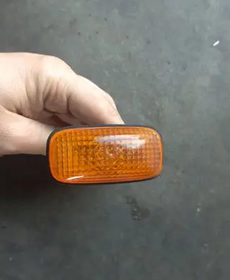 Nissan Primera Front fender indicator light 236521 236523 261602f000