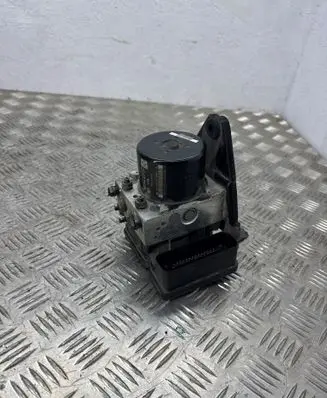 Volkswagen Golf VI ABS Pump 1K0907379BE 1K0614517CP 10096103433