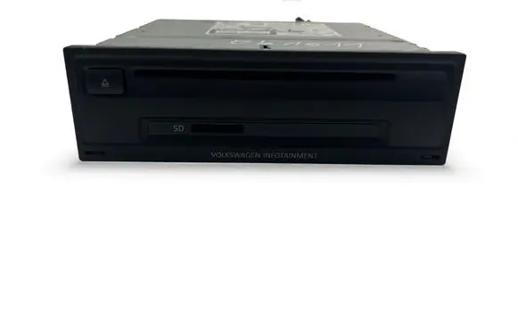 Radio/CD/DVD/GPS head unit