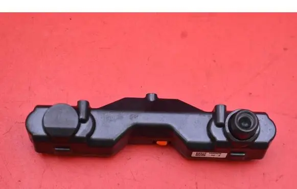 Tesla Model X Reversing camera 1065809-00-B