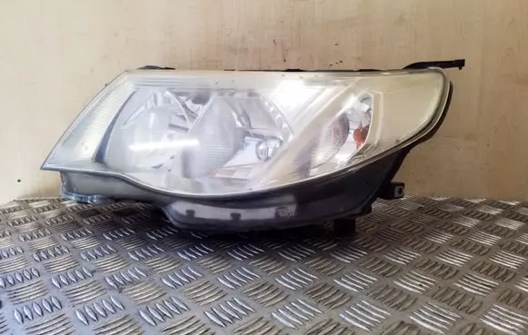 Subaru Forester SH Headlight/headlamp ICHIKOH1822 E4123770200