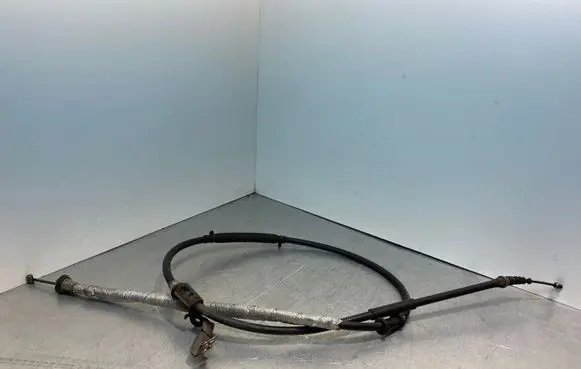 Alfa Romeo Giulietta Handbrake/parking brake wiring cable 