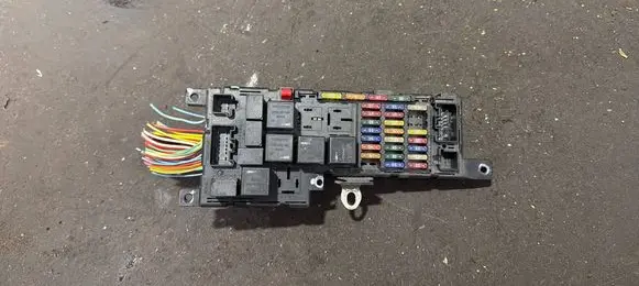 Volvo XC90 Fuse module 8678449 518827019