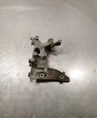 Citroen DS3 Engine mounting bracket 9674030280 C4003346SE