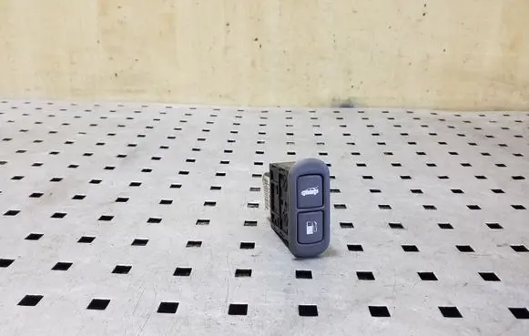 KIA Sorento Fuel tank opening switch 935503E000