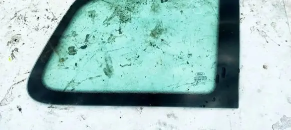 Rear side window