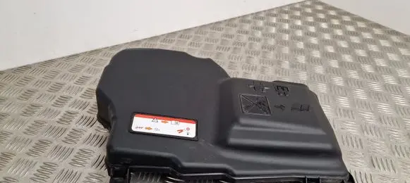 Peugeot 508 RXH Battery box tray cover/lid 