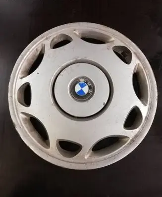 BMW 3 E36 R15 wheel hub/cap/trim 1180104