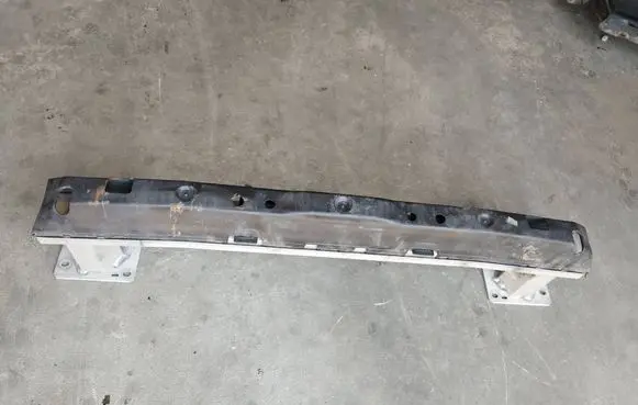 Peugeot Partner Front bumper cross member 56083904