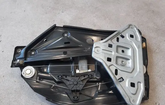 Mercedes-Benz S C217 Rear window lifting mechanism without motor A2176702500 A2079061300