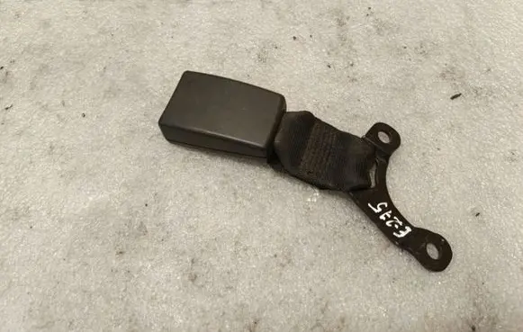 Opel Zafira B Rear seatbelt buckle 13203923 13205279 401266978