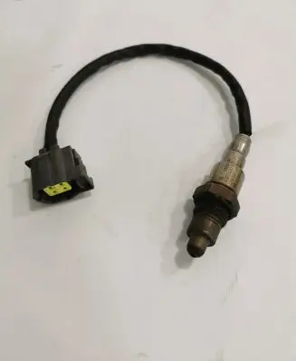 Mercedes-Benz CLA C117 X117 W117 Lambda probe sensor A0075426318 0258030007