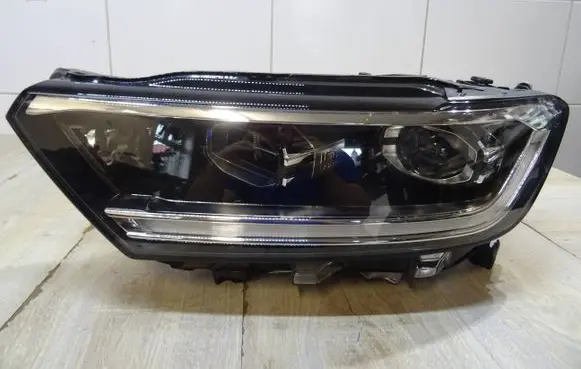 Volkswagen T-Roc Headlight/headlamp 2GA941035BL