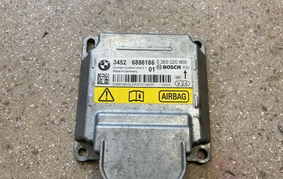BMW 3 F30 F35 F31 Airbag control unit/module 6886186