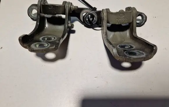 Front door hinge set