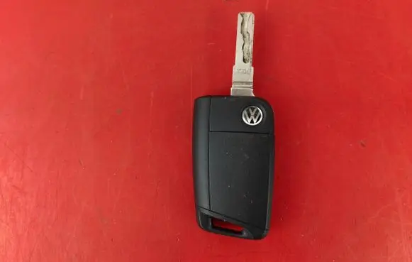 Volkswagen Golf VII Ignition key/card 5G0959752BA