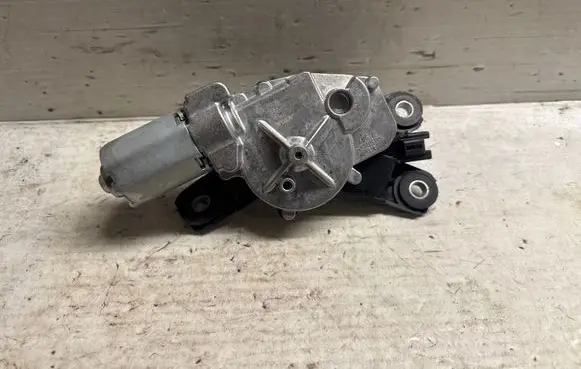 Volvo XC40 Rear window wiper motor 31457261