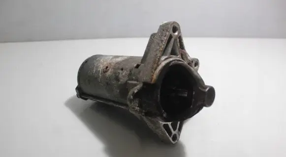Renault Laguna III Starter motor TS22E8