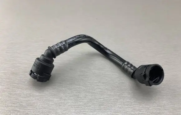 BMW X3 E83 Engine coolant pipe/hose 7795135 11537795135