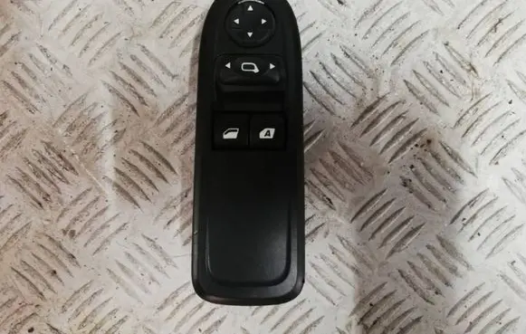 Citroen C3 Electric window control switch 98012289XT 28327529 529076433