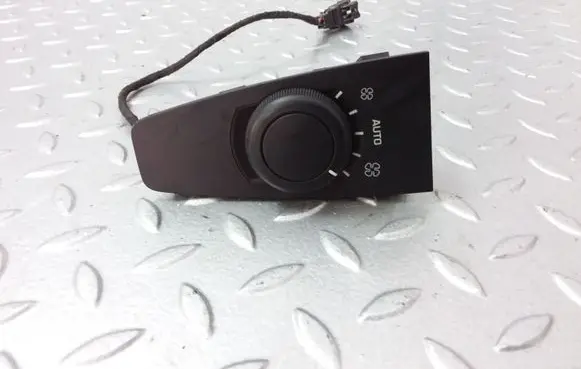 Citroen C4 I Picasso Air circulation switch 9659796877 A53000600