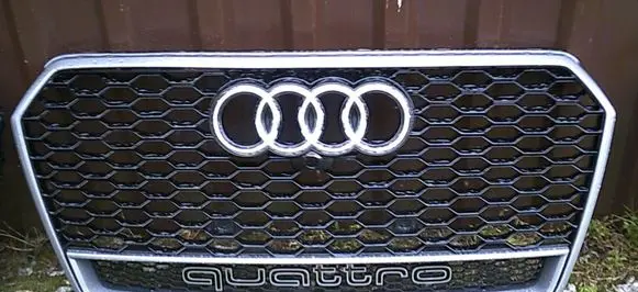 Audi RS7 C7 Front bumper upper radiator grill 