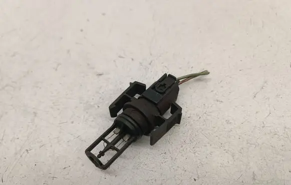 Mercedes-Benz C W203 Intake air temperature sensor 0005422818 A0005422818