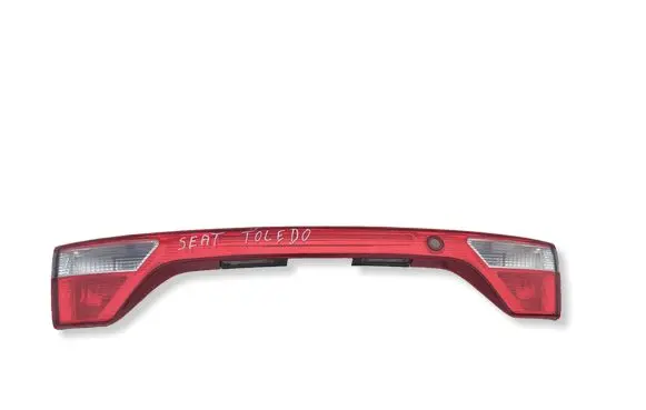 Seat Toledo II (1M) Rear light center trim bar blend 1M5945225KASACJA 1M5945225