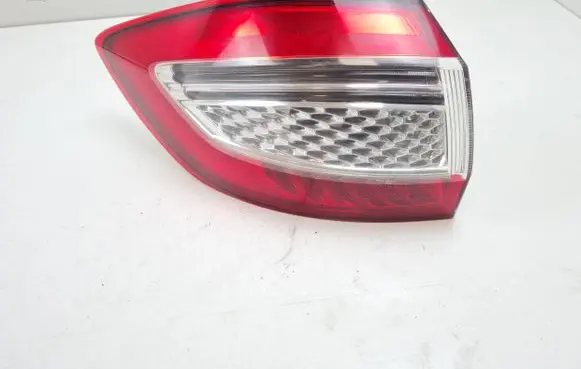 Ford Mondeo MK IV Rear/tail lights BS7113405B