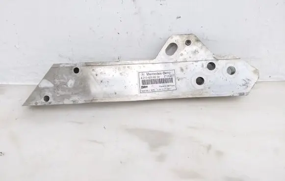 Mercedes-Benz E W213 Radiator support slam panel bracket A2136206300