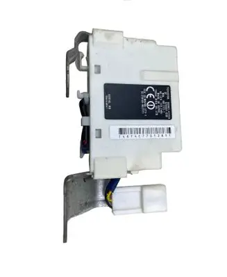 Toyota Prius (XW20) Door central lock control unit/module 8999247020
