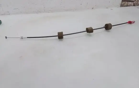 Ford Mondeo Mk III Front door cable line 