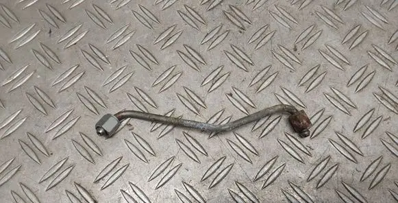 Fuel injector supply line/pipe