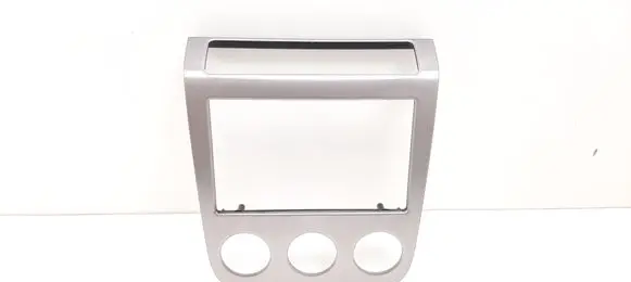 Radio/GPS head unit trim