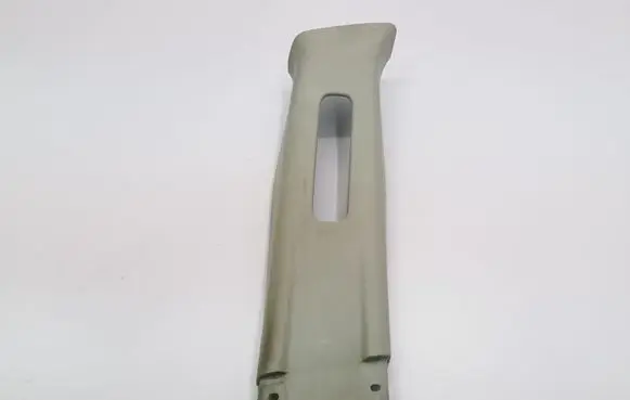 Mazda 5 (B) pillar trim (top) C23568191