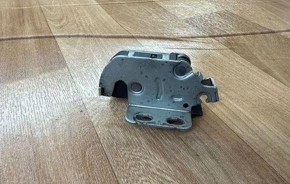 Mercedes-Benz Sprinter W906 Loading door lock A9067401135 A070016 ZGS002