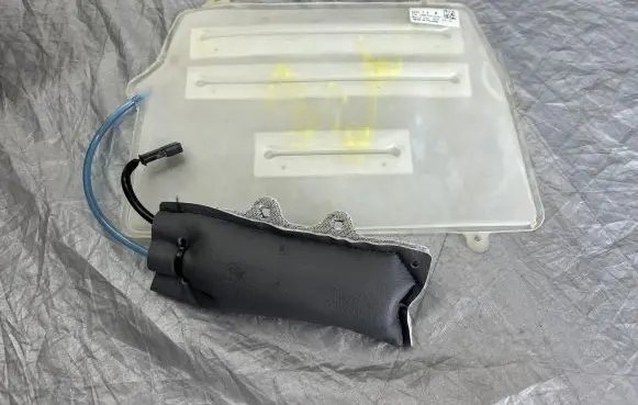 Volvo XC90 Seat pressure sensor 1000755525 20190418
