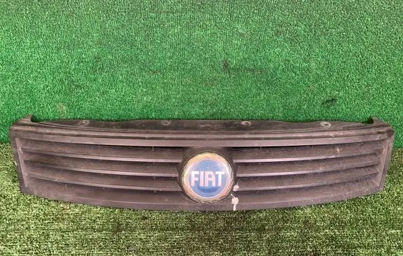 Fiat Albea Front grill 735395710