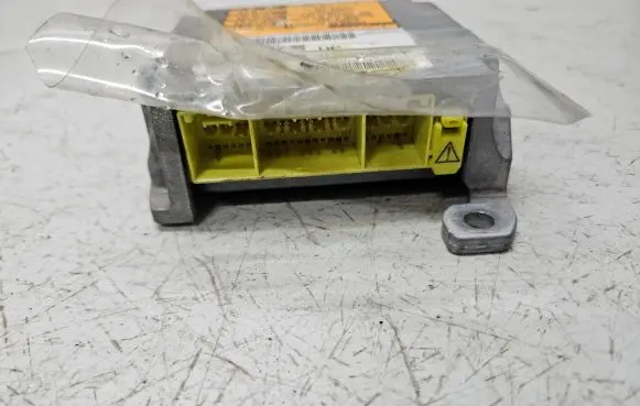 Toyota Avensis Verso Airbag control unit/module 8917044040