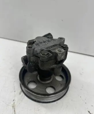 Audi A4 S4 B6 8E 8H Power steering pump 063145255
