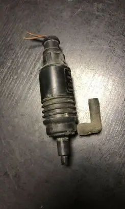 Audi A6 S6 C4 4A Windscreen/windshield washer pump 4A0955651