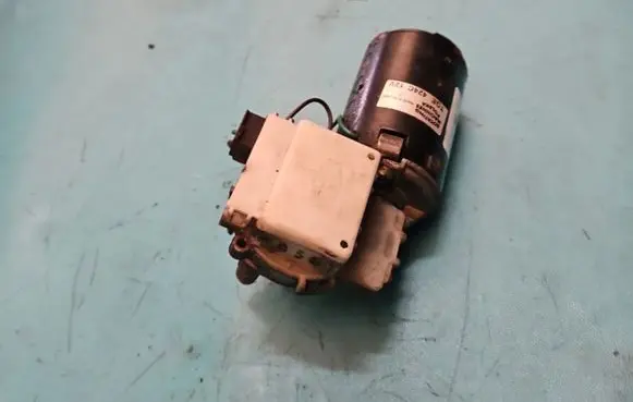 Wiper motor